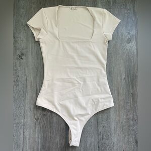 Free People Women’s XS Beige Short Sleeve Bodysuit Square Neck Thong Casual